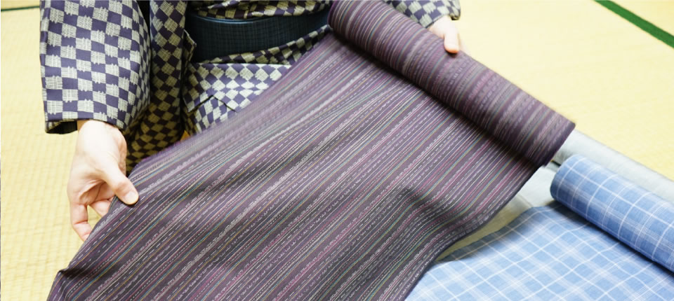 創業１００余年、
専門店ならではの品質で魅力を引き出します。