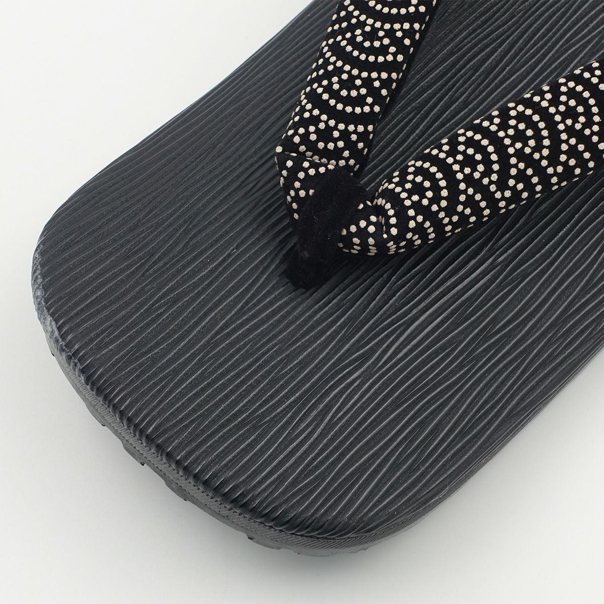 雪駄 印伝風 青海波 黒台 ラジアルウレタン底 3L