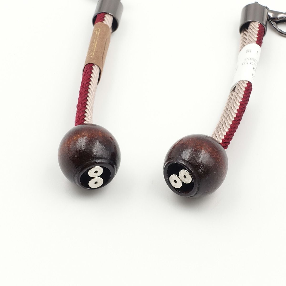 羽織紐 男 マグネット 正絹 木玉 ワインレッド×ベージュ