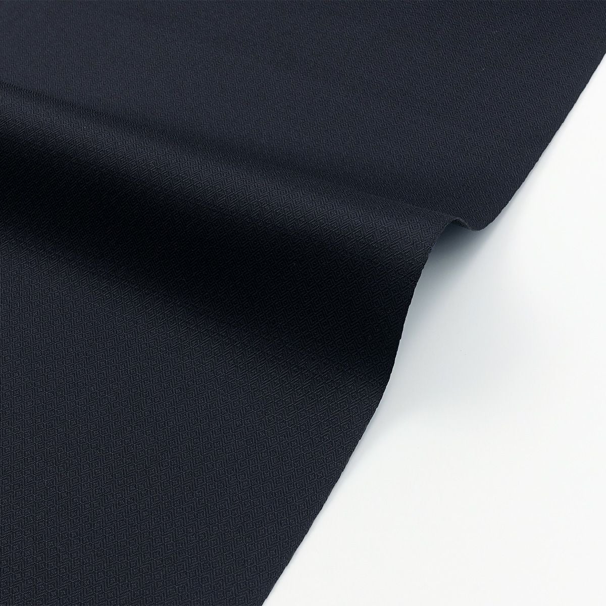 国内仕立て オーダー着物(もしくは羽織) 正絹 米沢織 お召し 優雅 黒紺