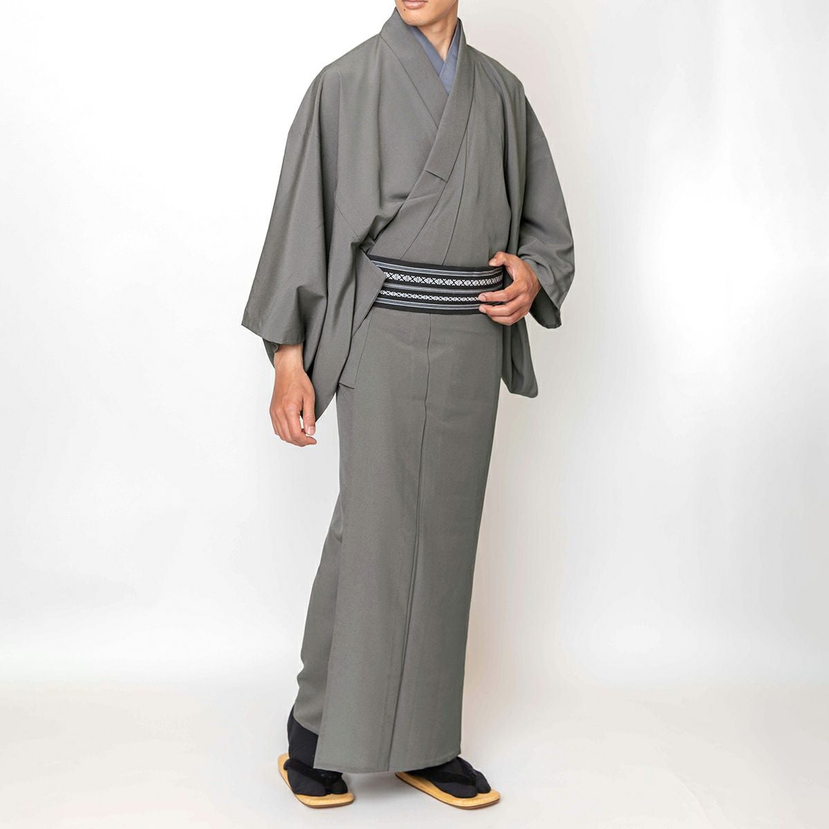 男着物 洗える 東レシルック ちりめん 袷 仕立て上がり グレー 単品
