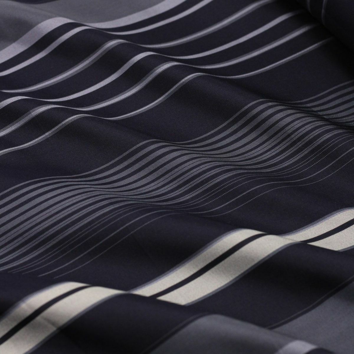 男着物 正絹 大島紬 縞 紺