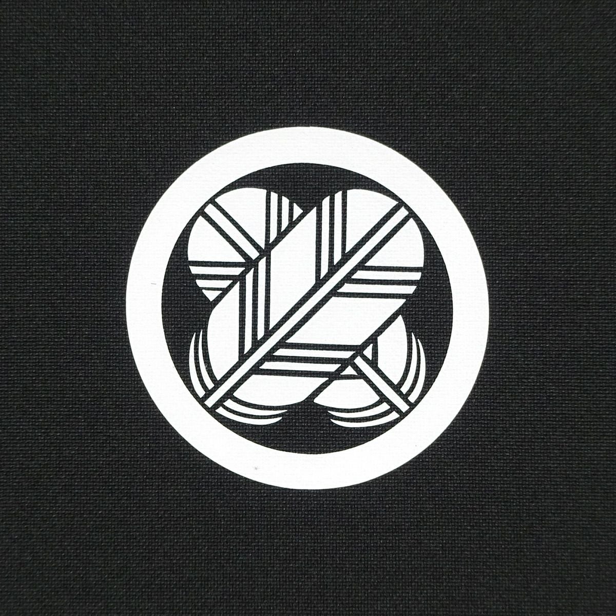 黒紋付の着物と羽織