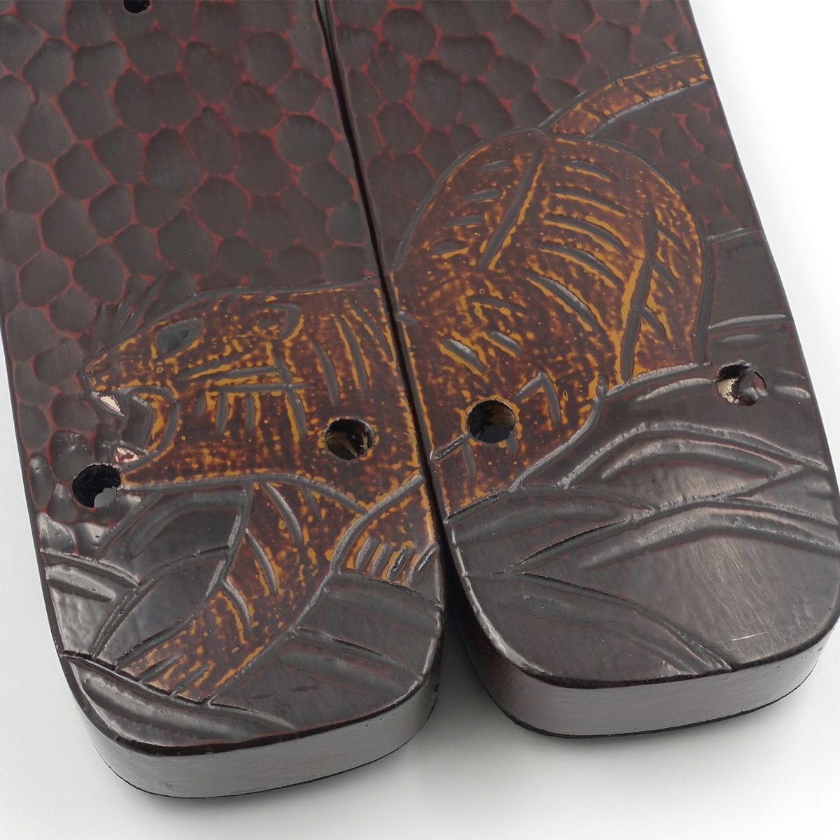 桐下駄 鎌倉彫 27cm位まで対応 刀痕 虎