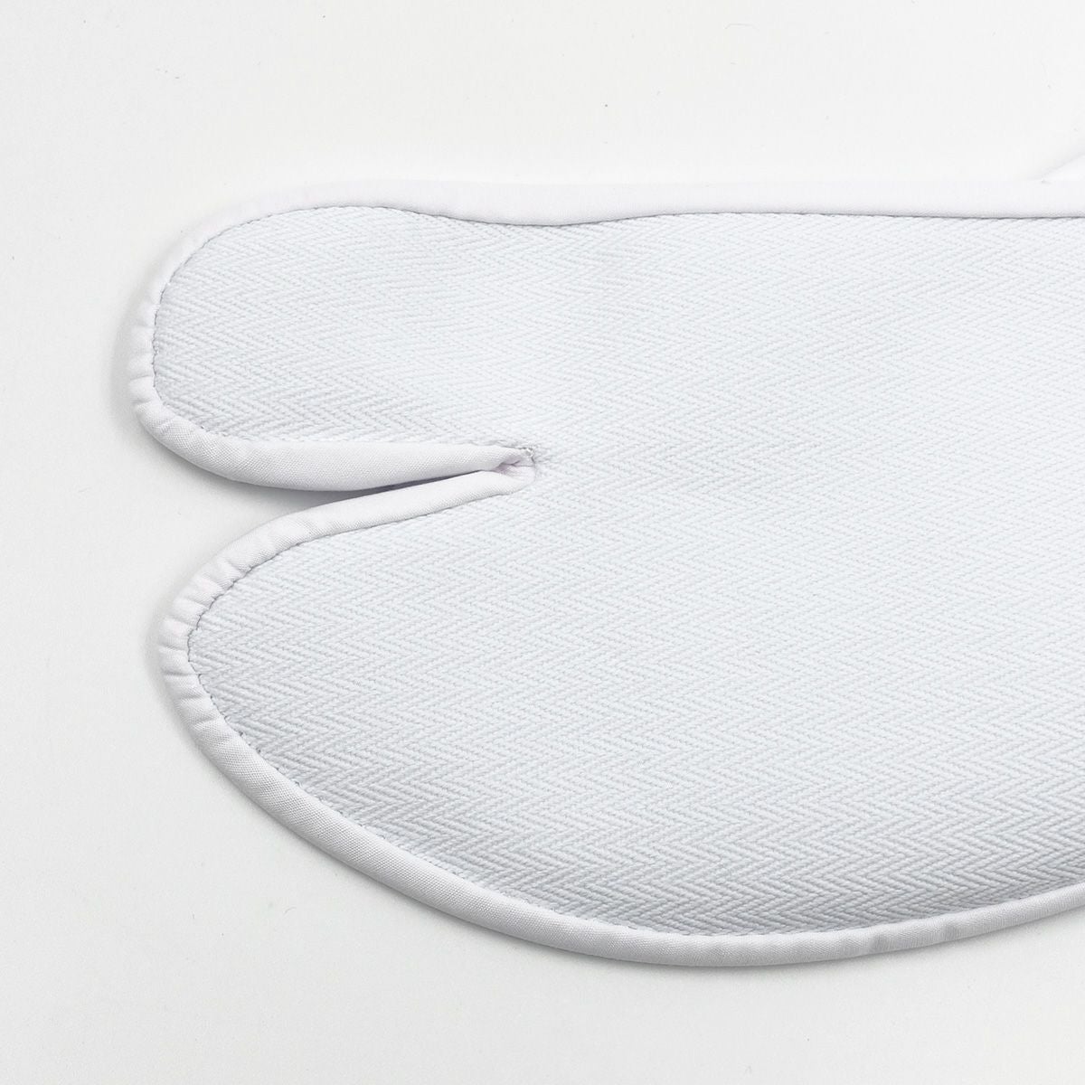 28～30cm前後対応 足袋 白 4枚こはぜ