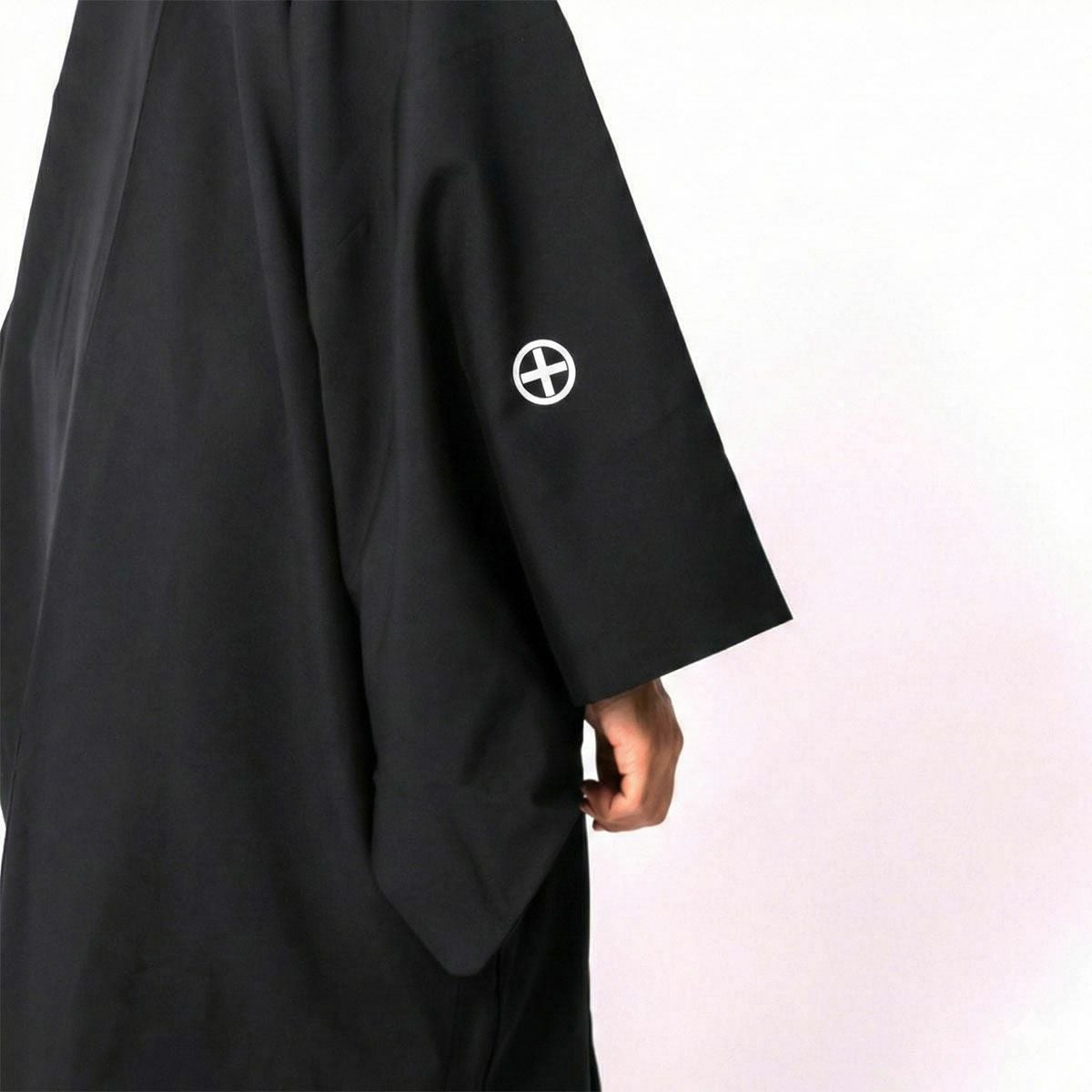 黒紋付の羽織